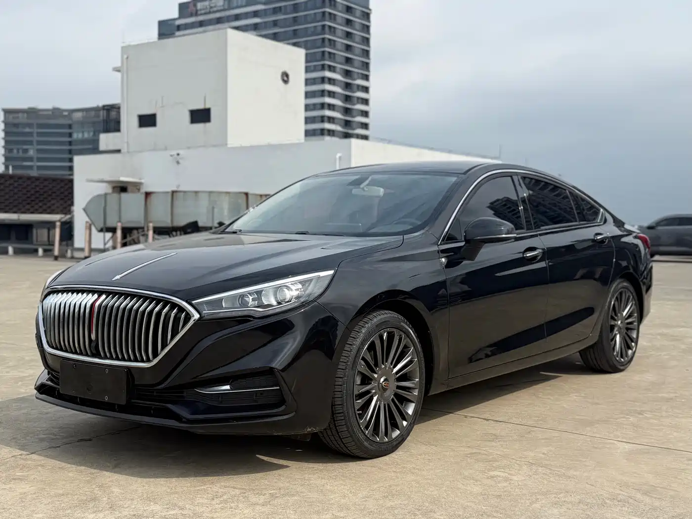  Hongqi Hongqi H5 2020 1.5T DCT Qi Rhythm Edition