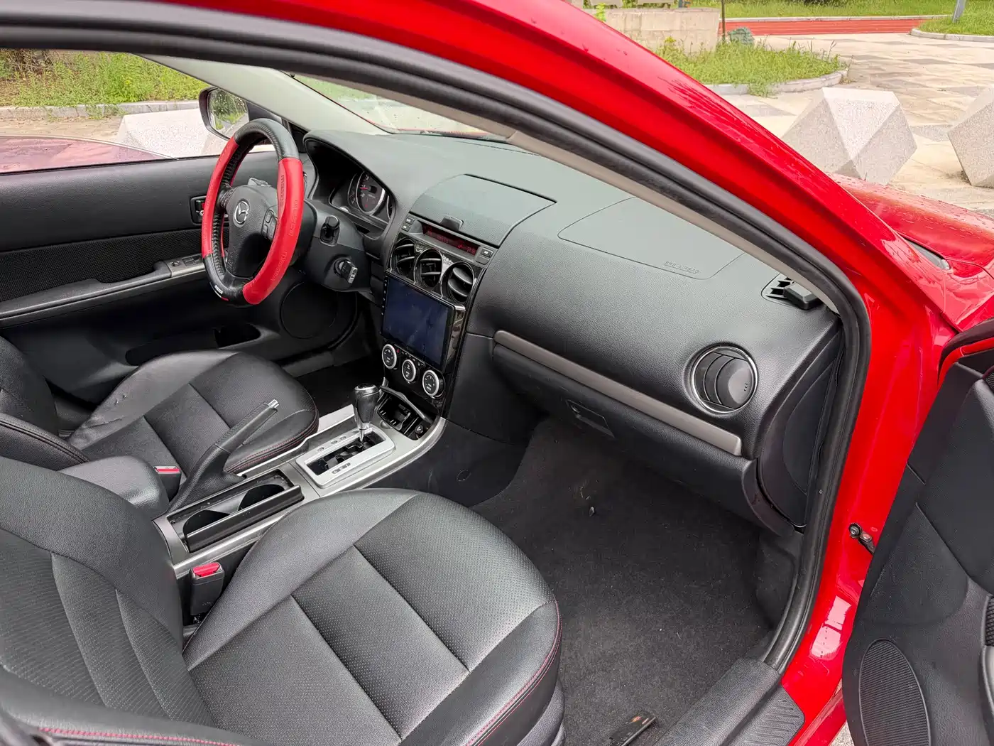 Фото 9 - Mazda 6