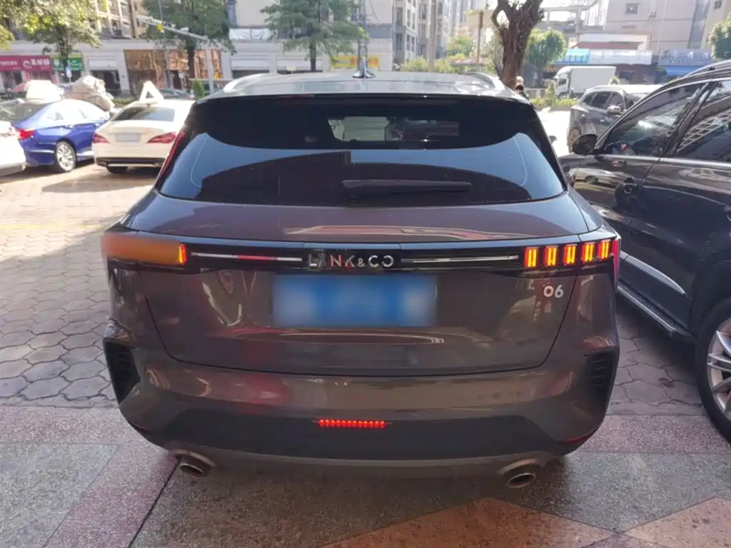Lynk & Co 06 2023 Remix 1.5T Power Halo фото 4
