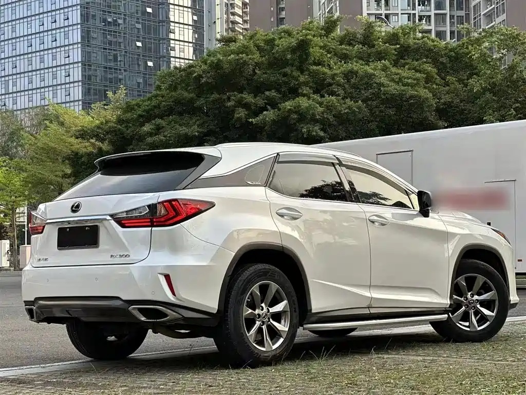 LEXUS RX