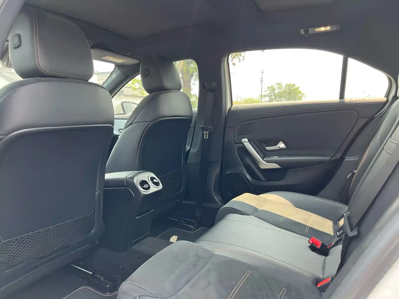 Mercedes-Benz A-Class 2019 A 200 L Sport Sedane Pioneer Special Edition фото 5