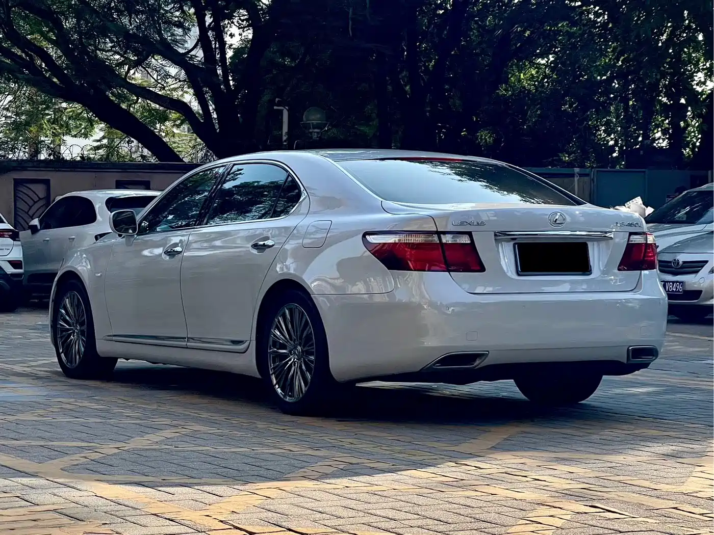 Lexus LS 2006 460L Premium Edition фото 10