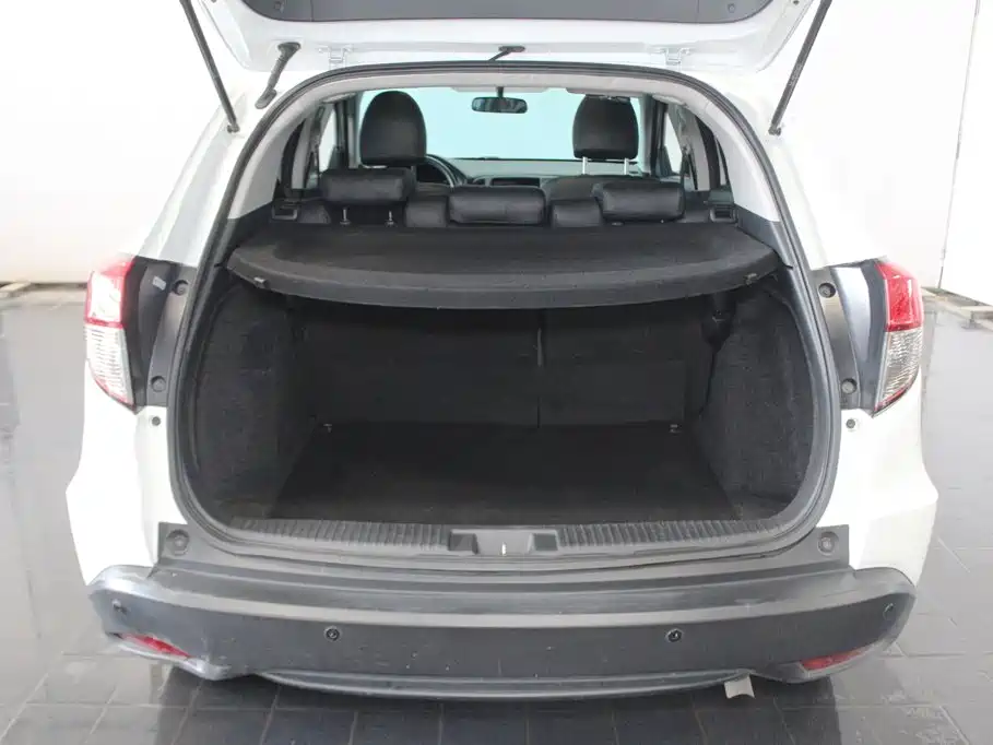 Photo 7 - Honda Vezel