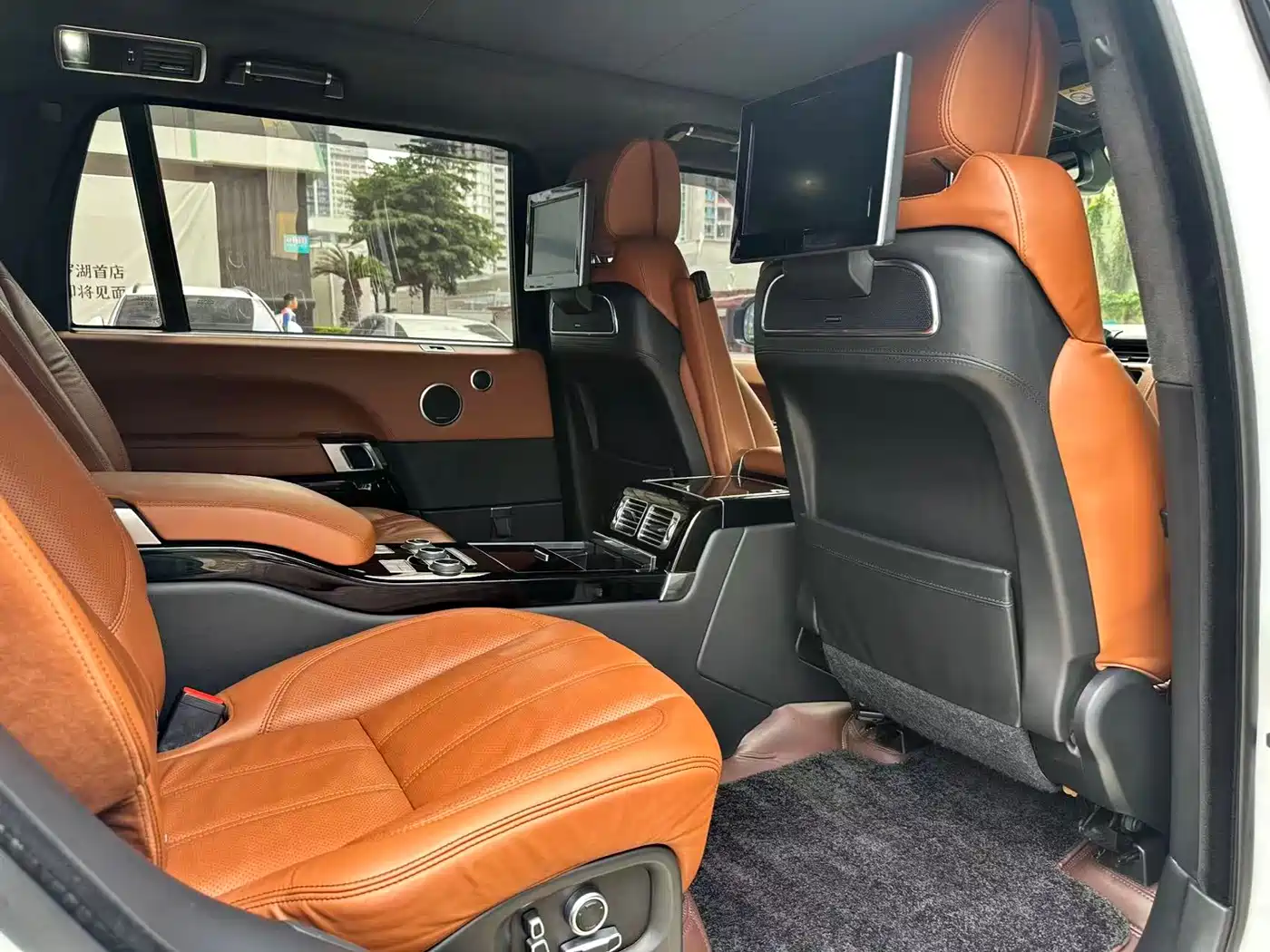 Land Rover Range Rover 2016 5.0 SC V8 AB Ultimate Autobiography LWB фото 7