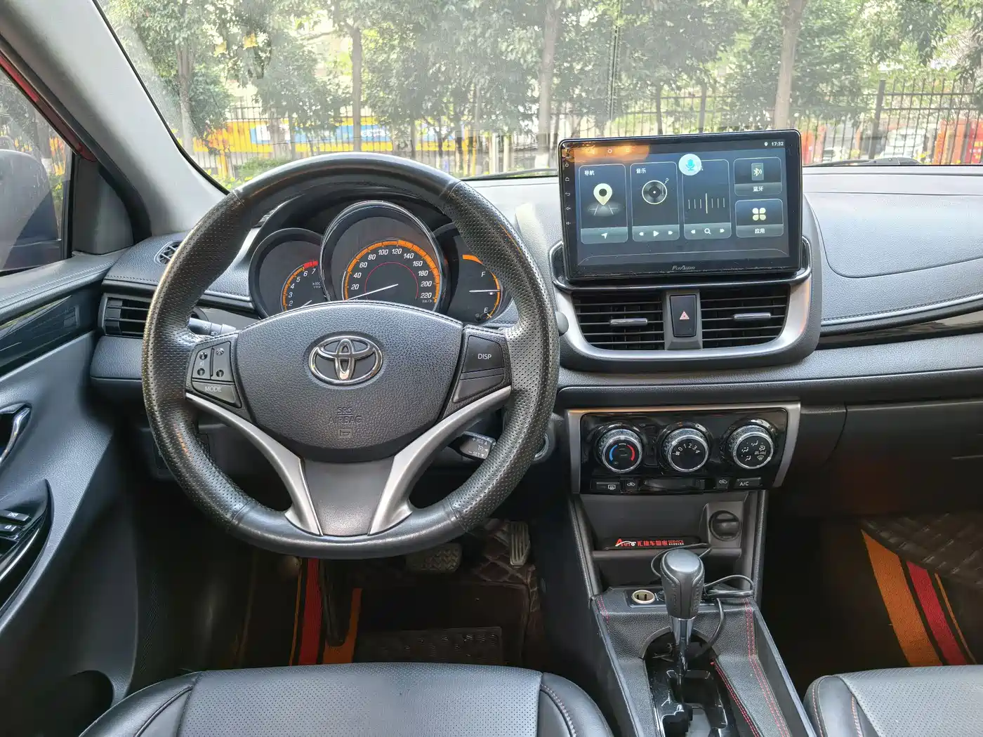 Toyota YARiS L Zhi Xuan 2022 Zhi Xuan X 1.5L CVT Luxury PLUS Edition фото 13