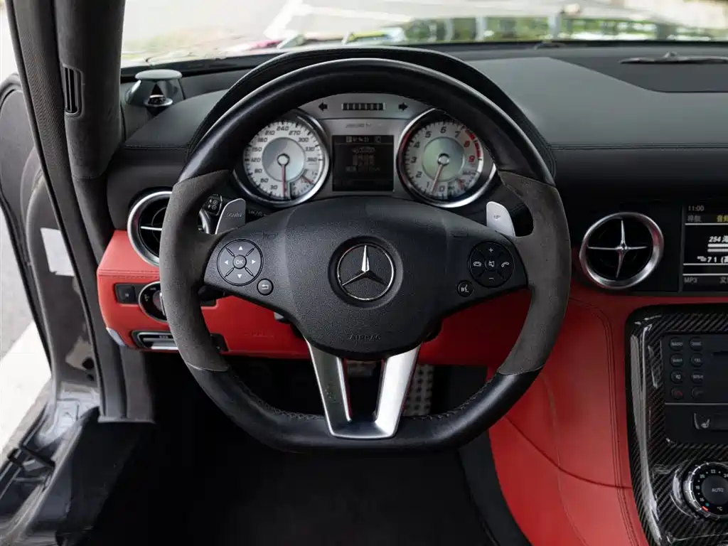 Mercedes-Benz SLS AMG 2011 2011 SLS AMG