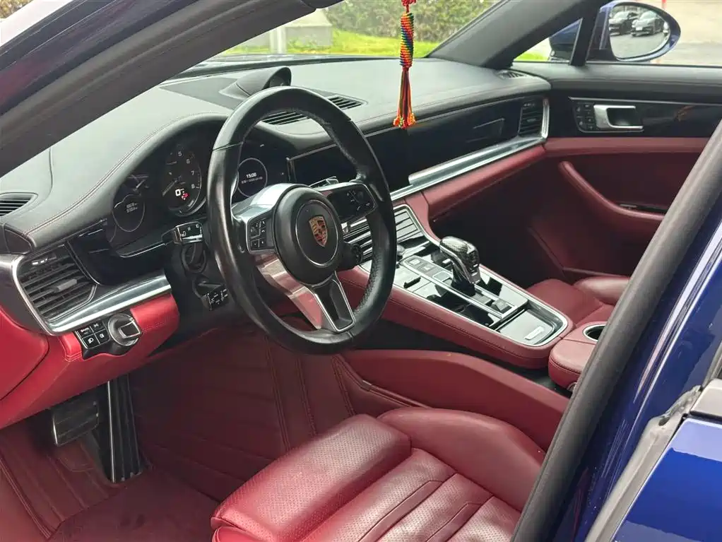 PORSCHE PANAMERA NEW ENERGY