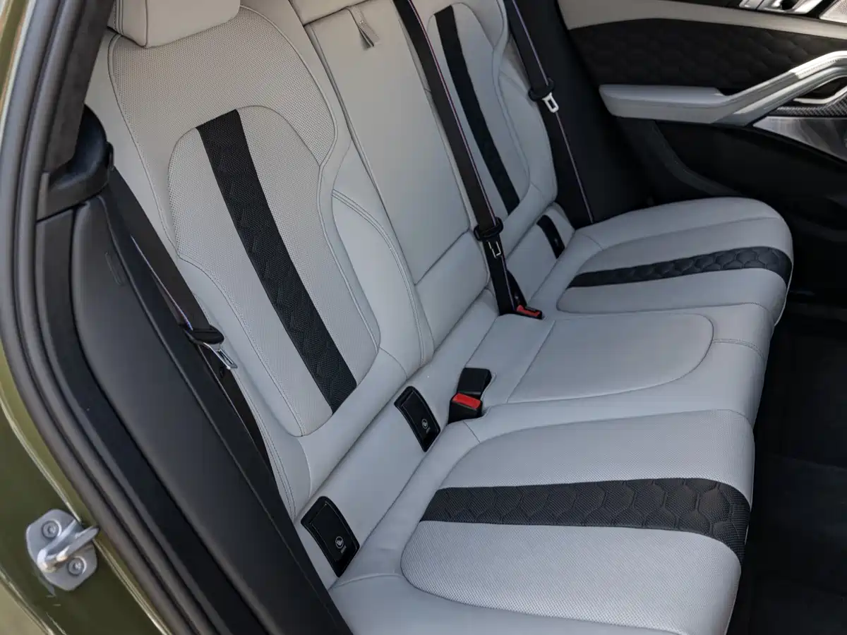 BMW X6 M 2022 X6 M фото 21