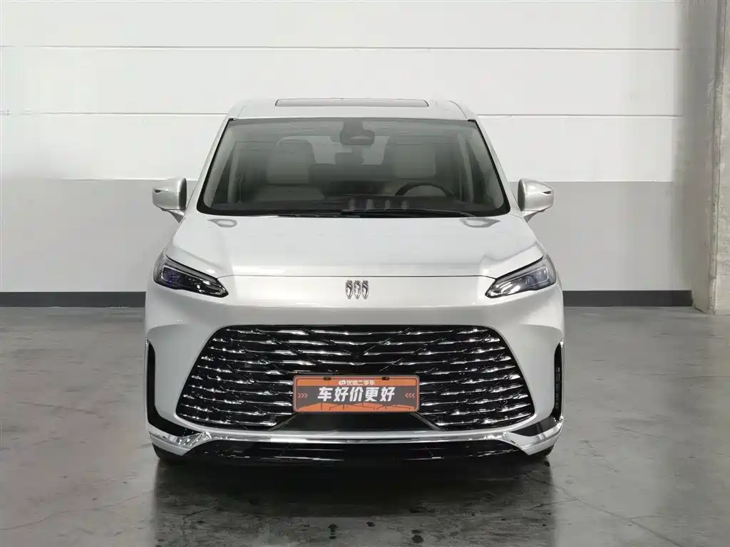 BUICK GL8 NEW ENERGY