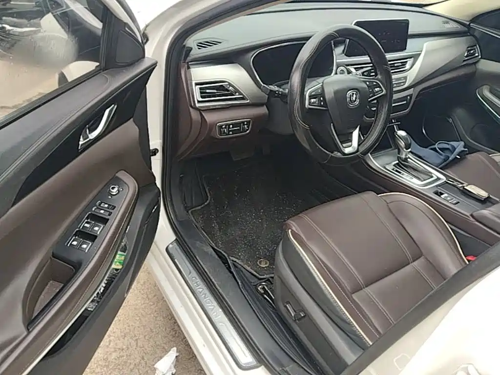 Changan Raeton CC 2019 2018 1.5T Auto Smart Elegance China V