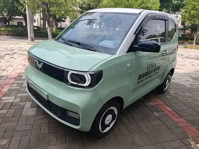 Wuling Hongguang MINI EV Macaron Премиум, литий-железо-фосфатный аккумулятор