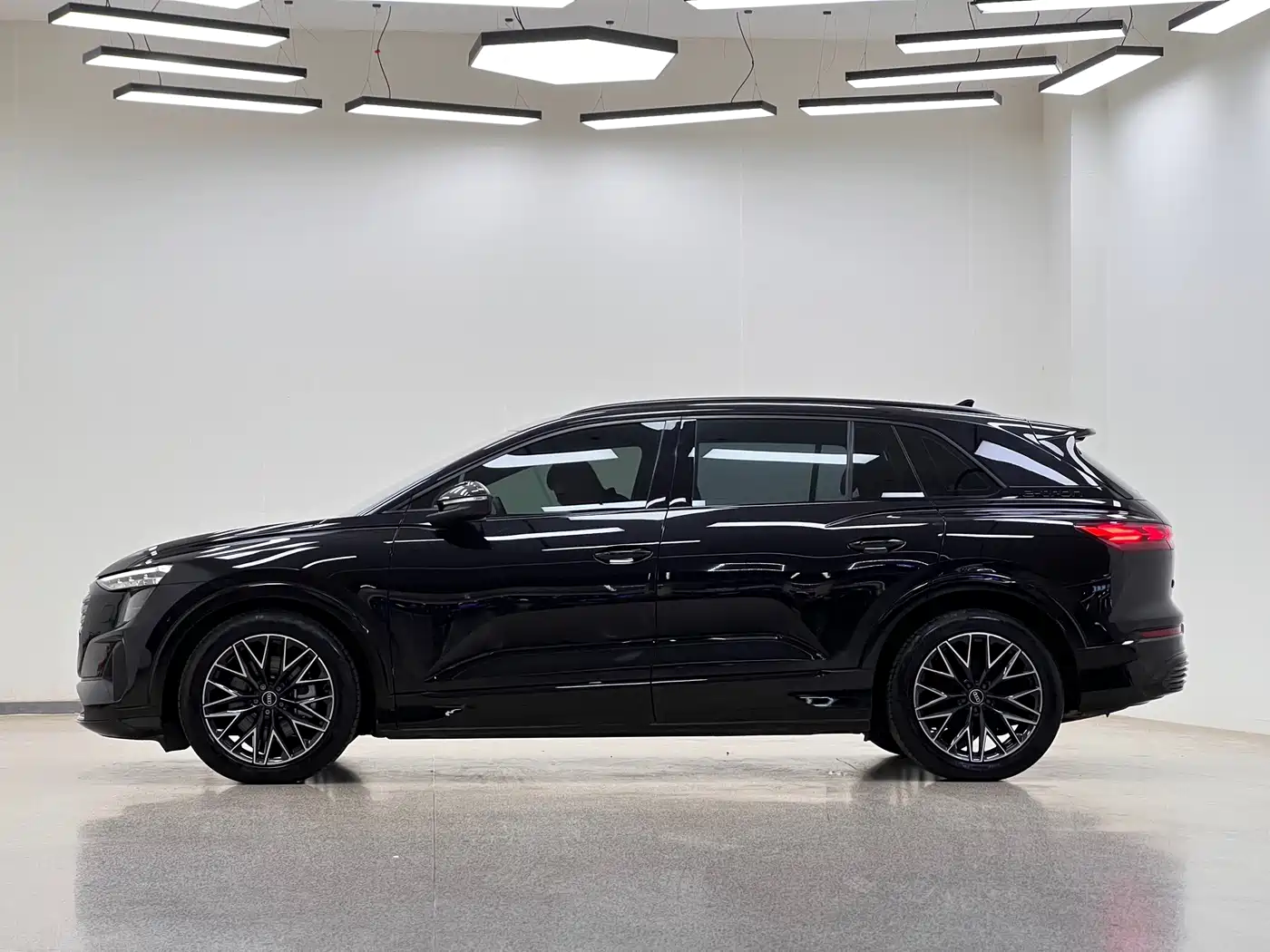 2024 Audi Q5 e-tron