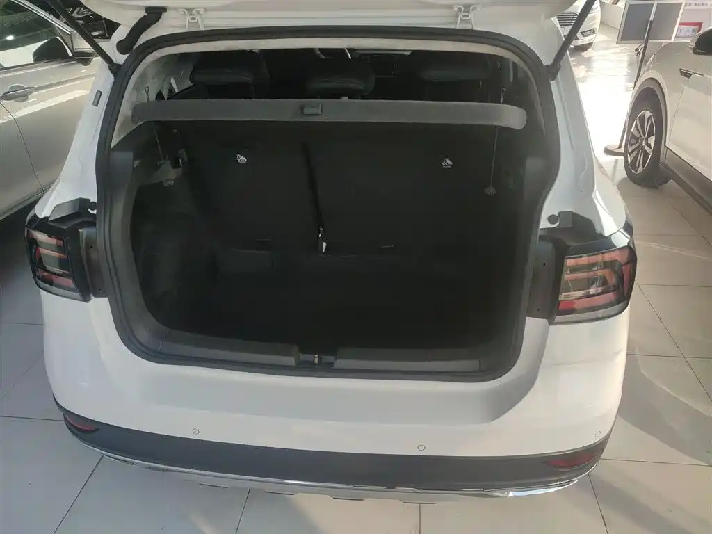 Volkswagen T-Cross 2019 280TSI DSG Comfort Edition фото 19