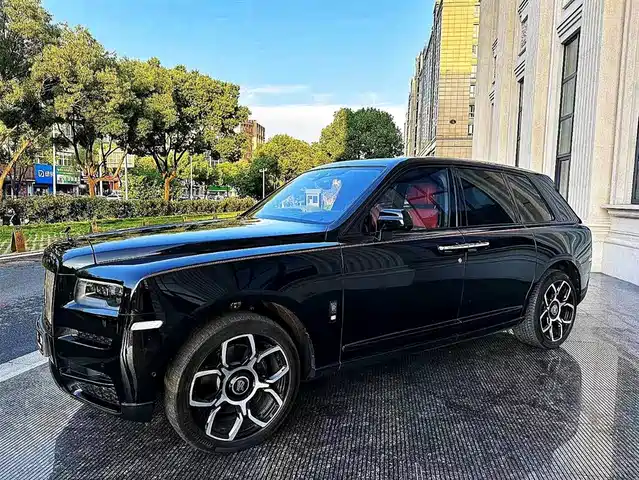 Rolls-Royce Cullinan 2018 4-Seater Version