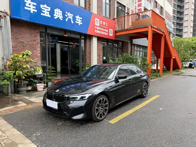 BMW 3 Series 2023 325Li M Sport Black Night Package — фото 1