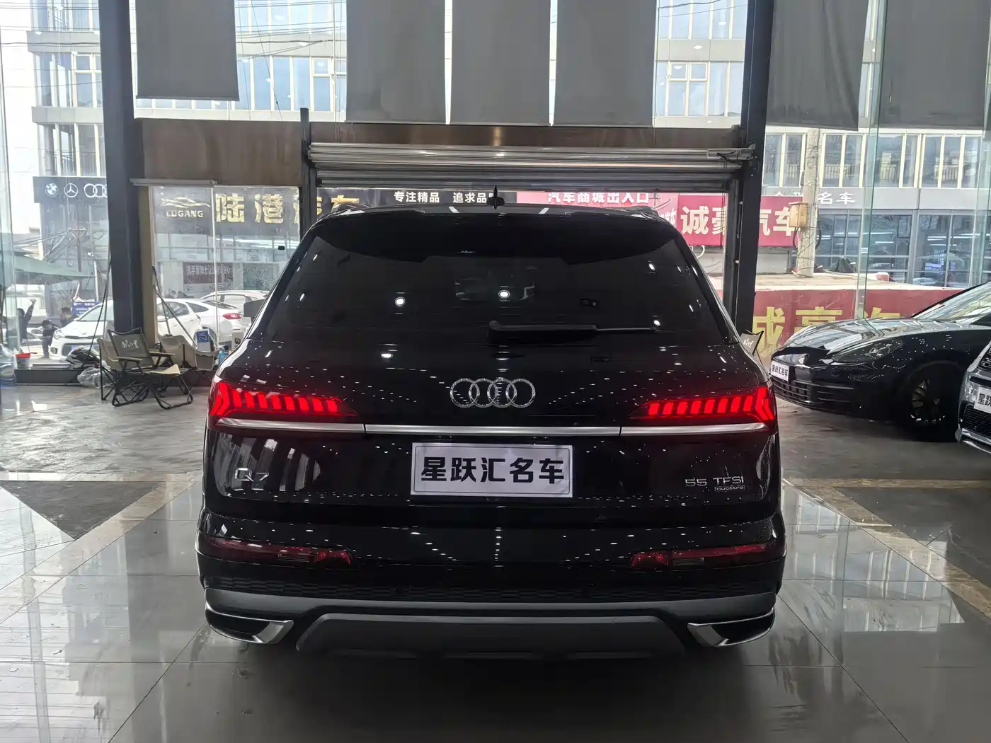 AUDI Q7