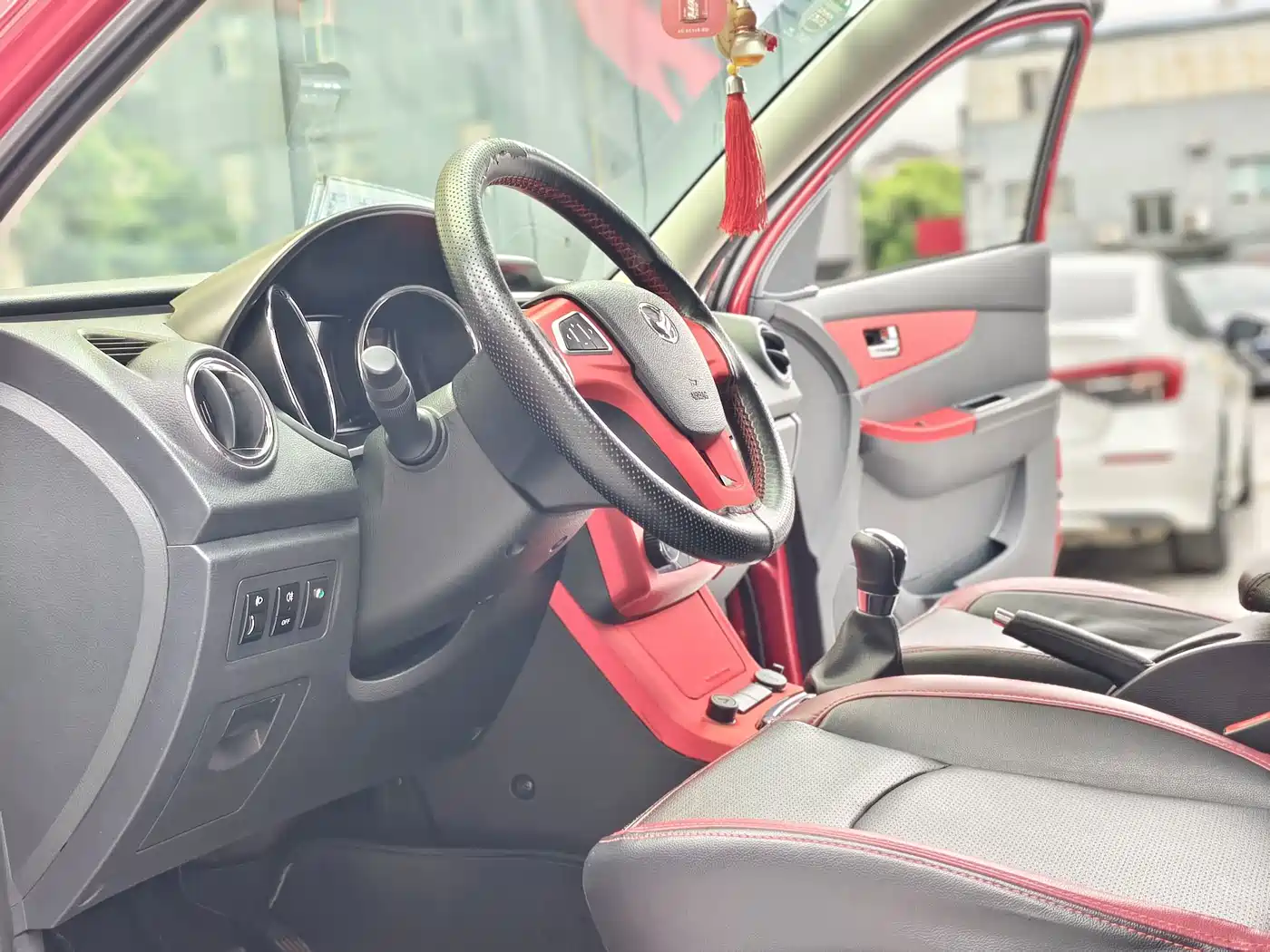 BAIC Huansu S3 2016 2016 1.5L Manual Comfort China IV
