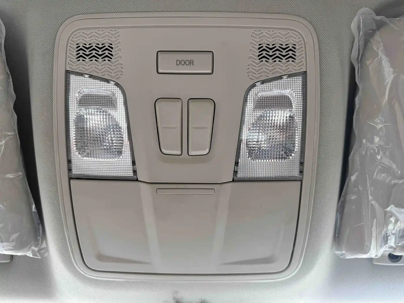 BAW (Beijing Automobile Works) Ruisheng Ace M7 2023 2023 2.0L Auto Long Wheelbase Business 7-seater
