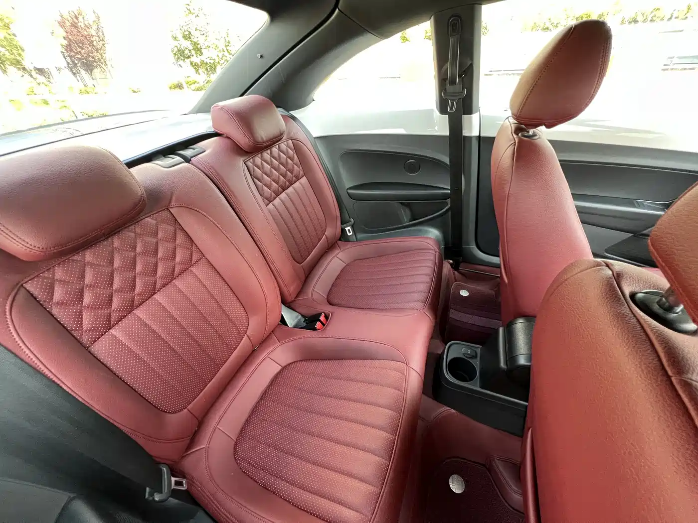 Volkswagen Beetle 2014 1.4TSI Fashion Edition фото 15