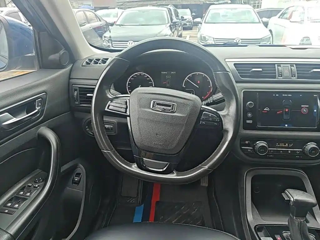 Qoros 5 2016 2016 Model 1.6T Automatic Elite