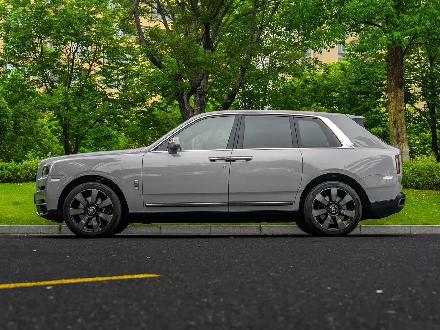 Rolls-Royce Cullinan 2022 2018 4-Seater Version
