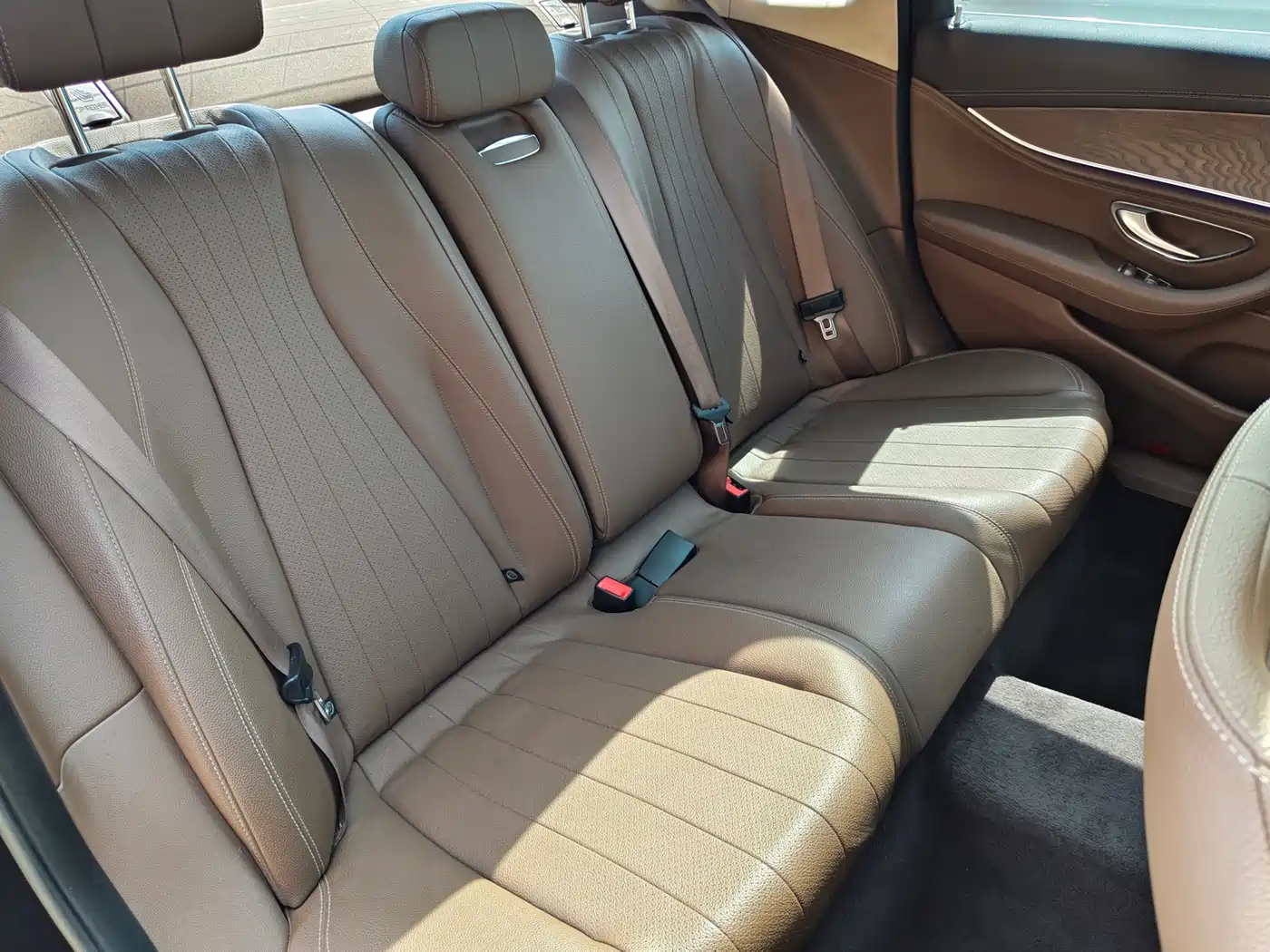 Mercedes-Benz E-Class 2021 E 260 L 4MATIC фото 27