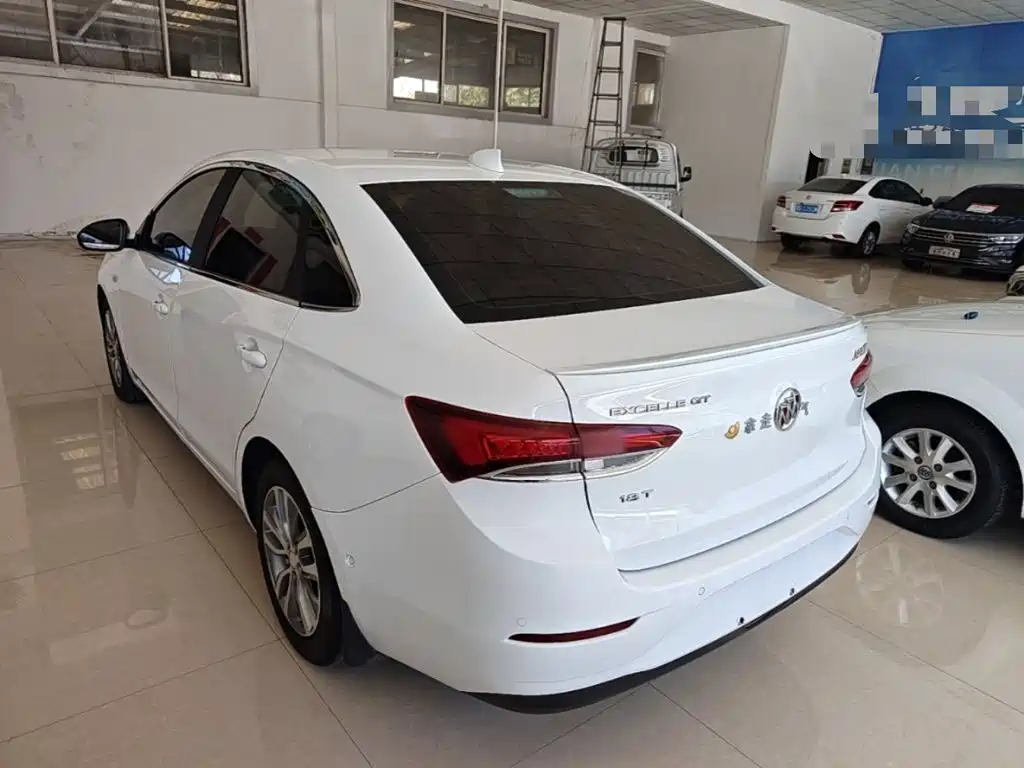 Фото 5 - Buick Excelle