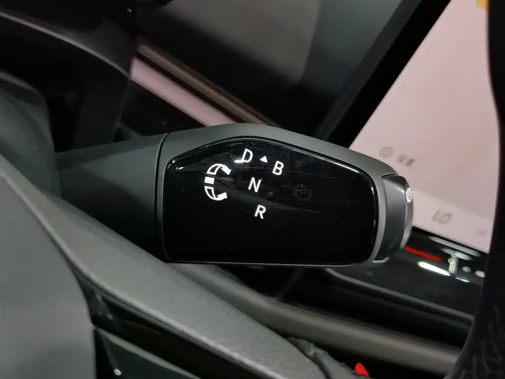Volkswagen Unique 06 2026 2025 Pure