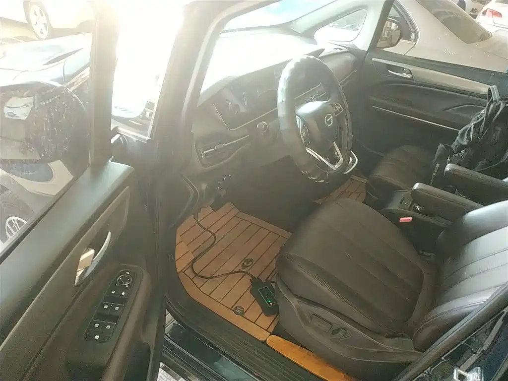 GAC Trumpchi Trumpchi M6 2019 270T DCT Prestige Edition (7-seater) (China VI) фото 16
