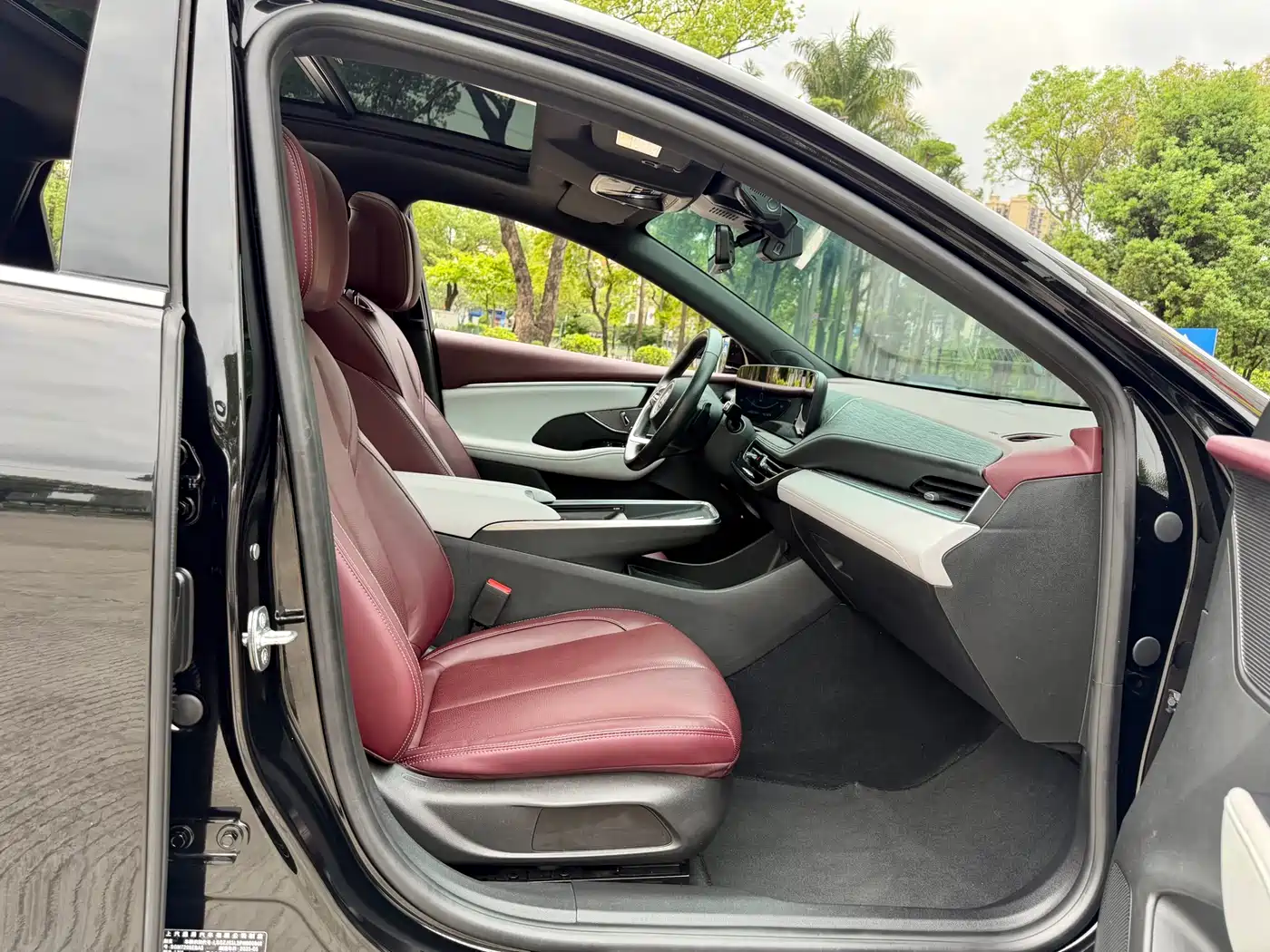 Buick LaCrosse 2023 28T Premium Edition фото 16