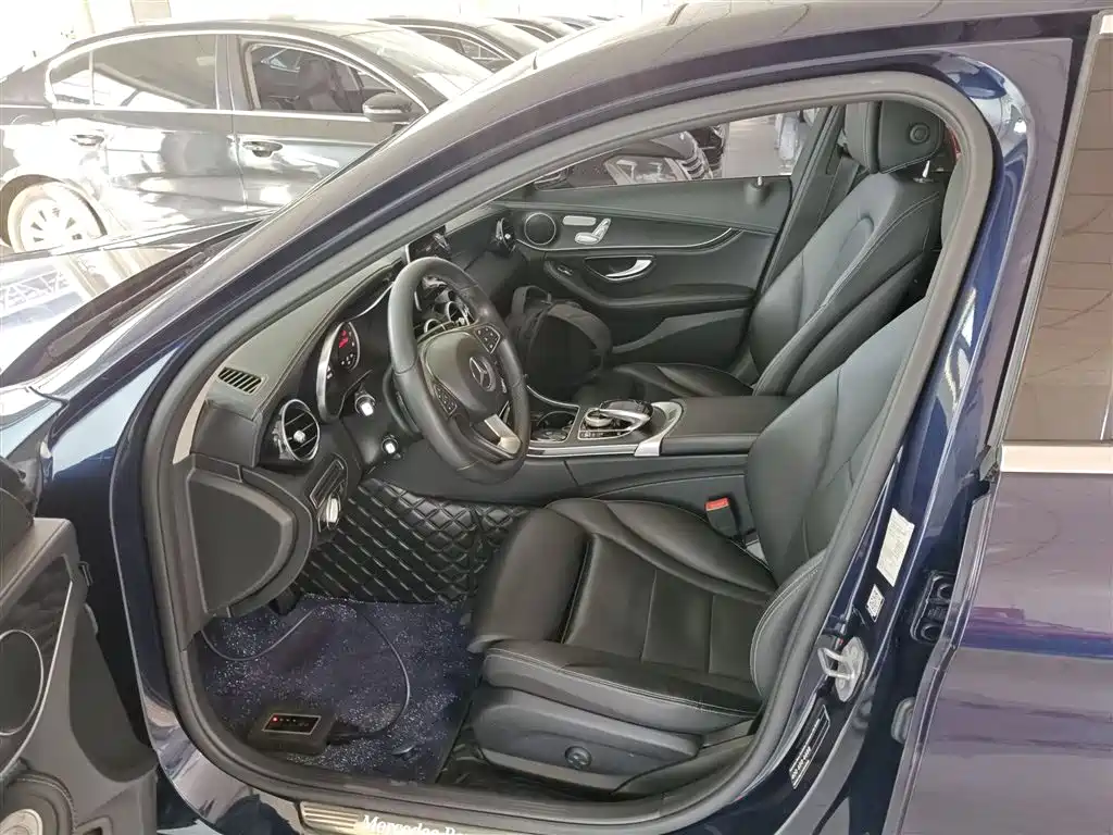 Mercedes-Benz C-Class 2018 C 200 L Sport Edition фото 15