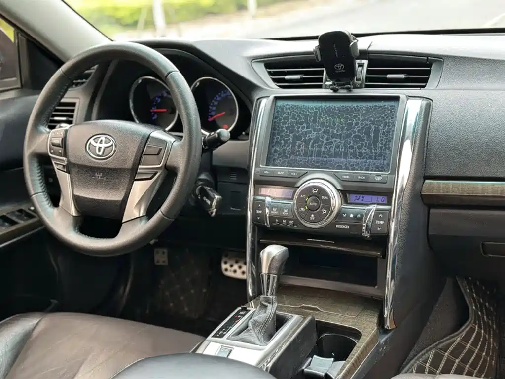 Toyota Reiz 2015 2013 2.5V Elite Edition