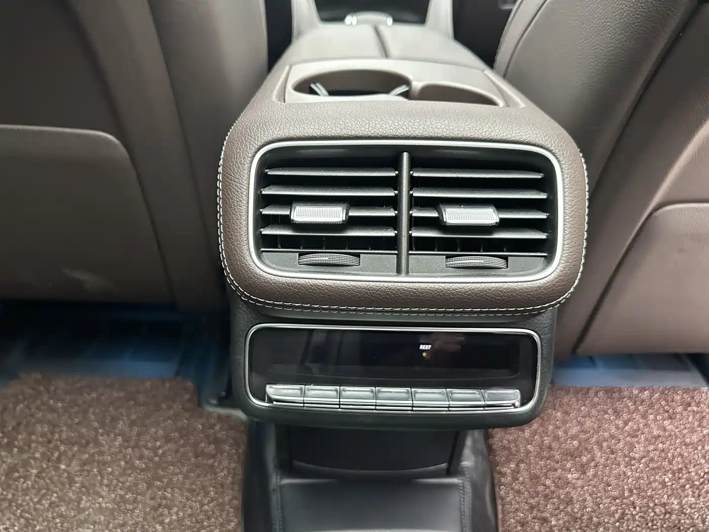 Mercedes-Benz GLS 2022 GLS 450 4MATIC Fashion фото 9