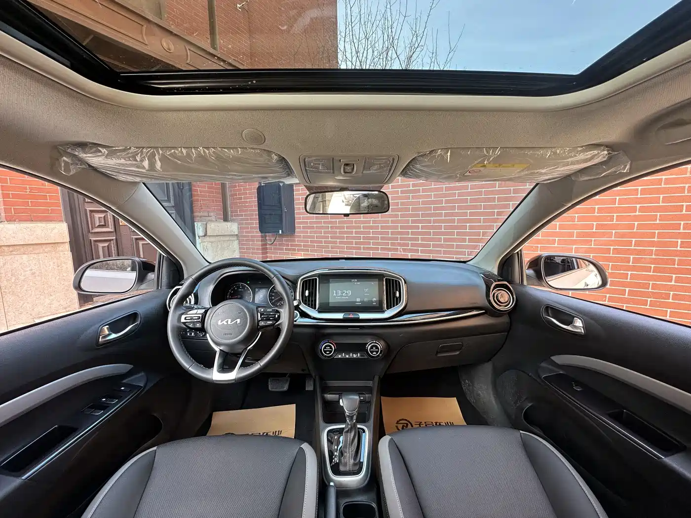 Kia KX1 2021 1.4L CVT Sunroof Version фото 19