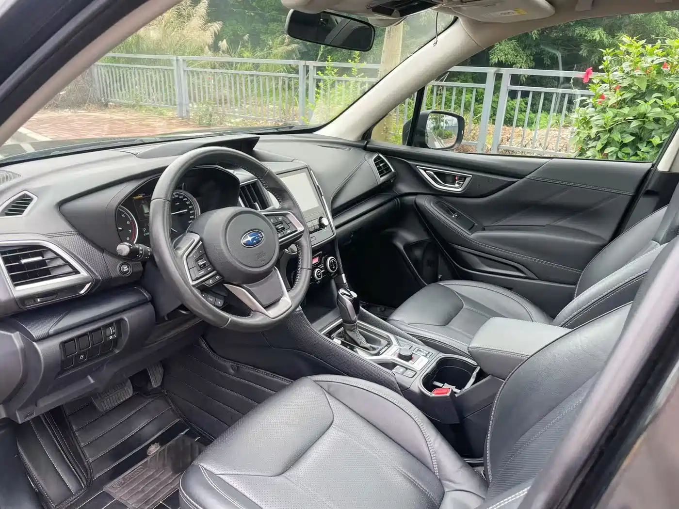 Subaru Forester 2019 2.0i Luxury Edition EyeSight фото 14