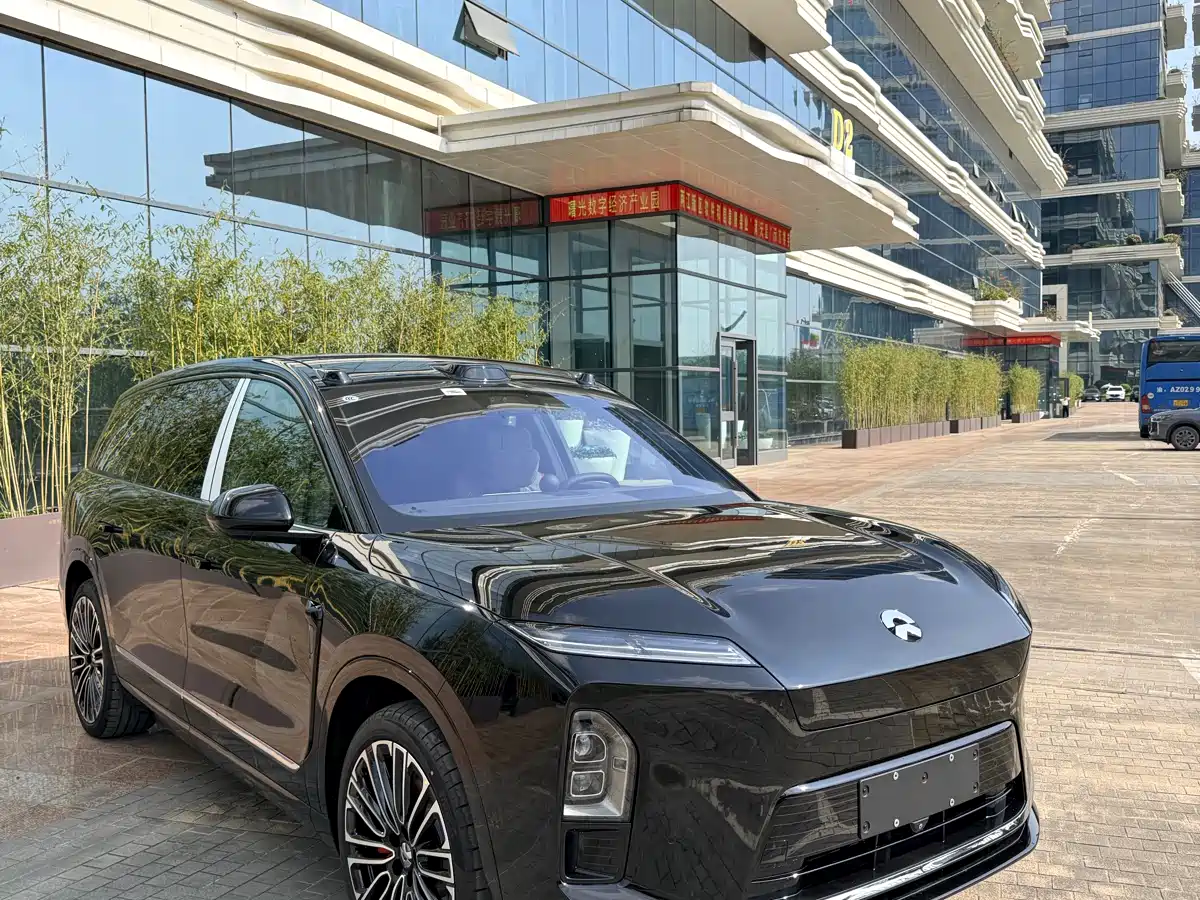 NIO NIO ES8