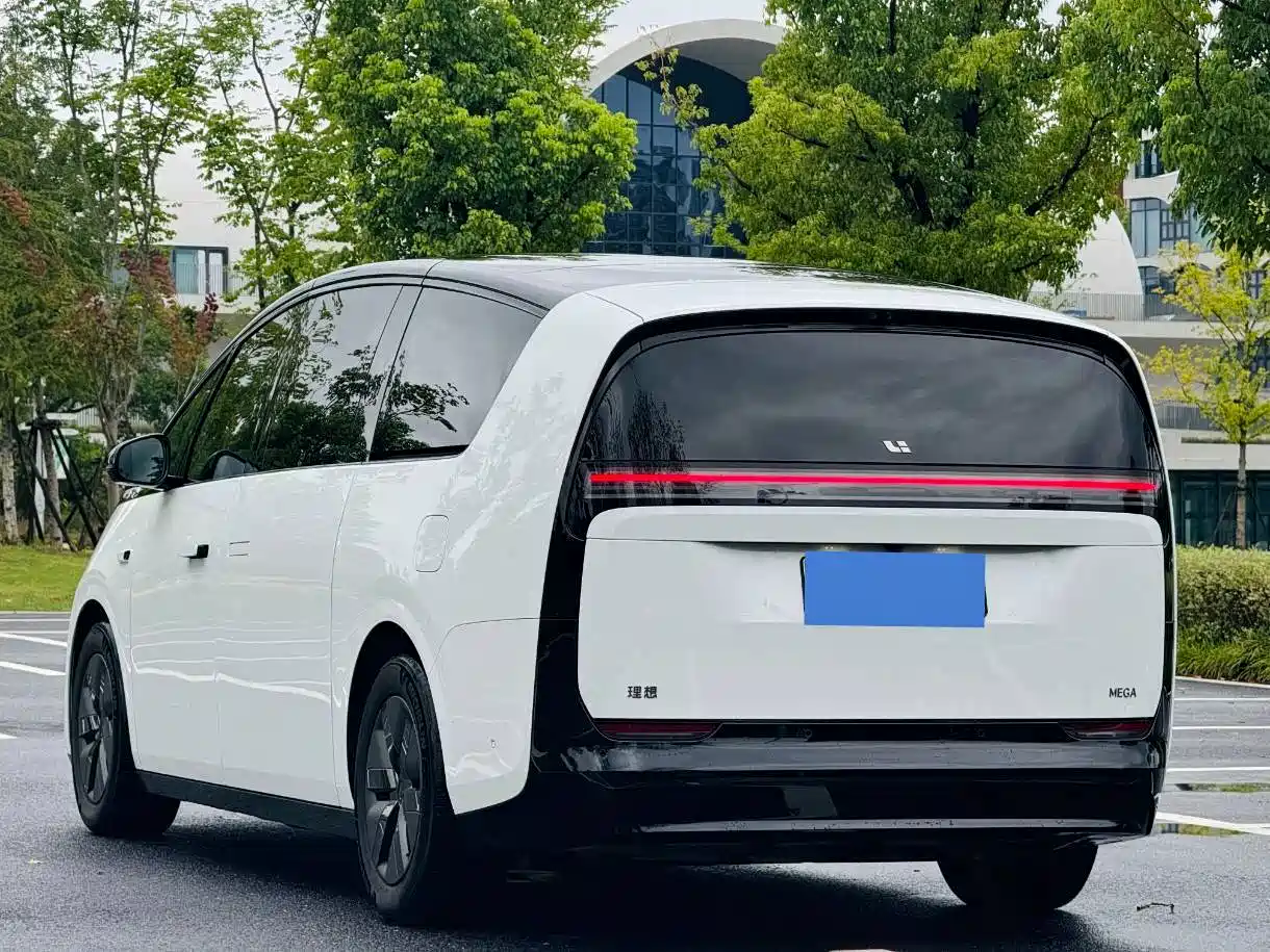Li Auto MEGA 2024 2024 Ultra