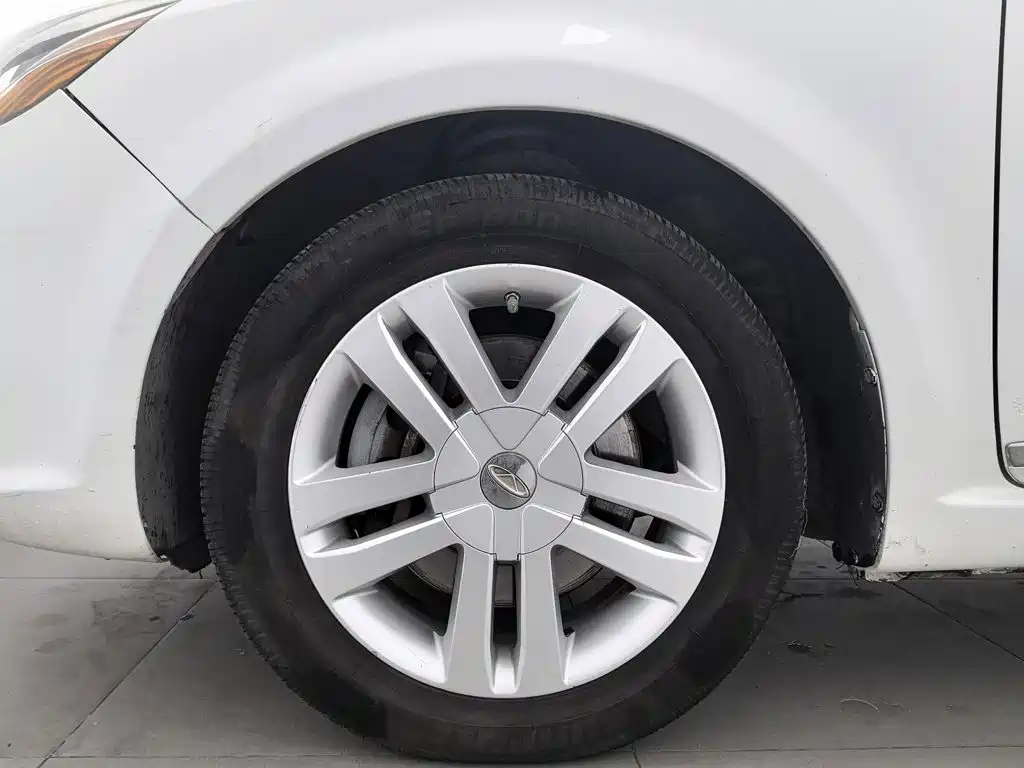 Chery Arrizo M7 2016 2015 2.0L CVT Wide Comfort 232 Seats