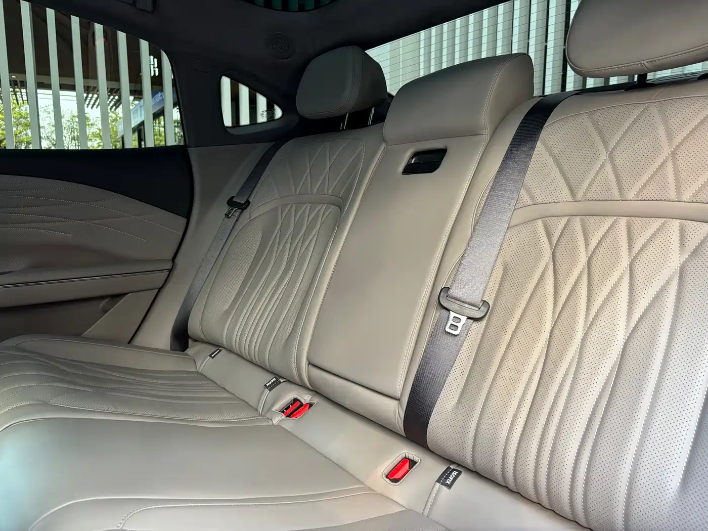 GEELY GALAXY GALAXY SPARKLE 8