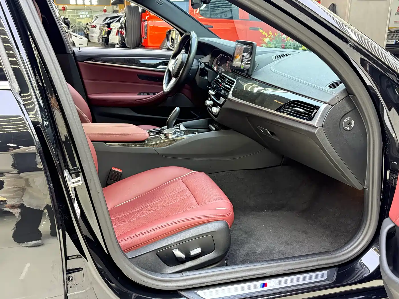 BMW 5 Series 2022 Facelift 525Li M Sport Package фото 14