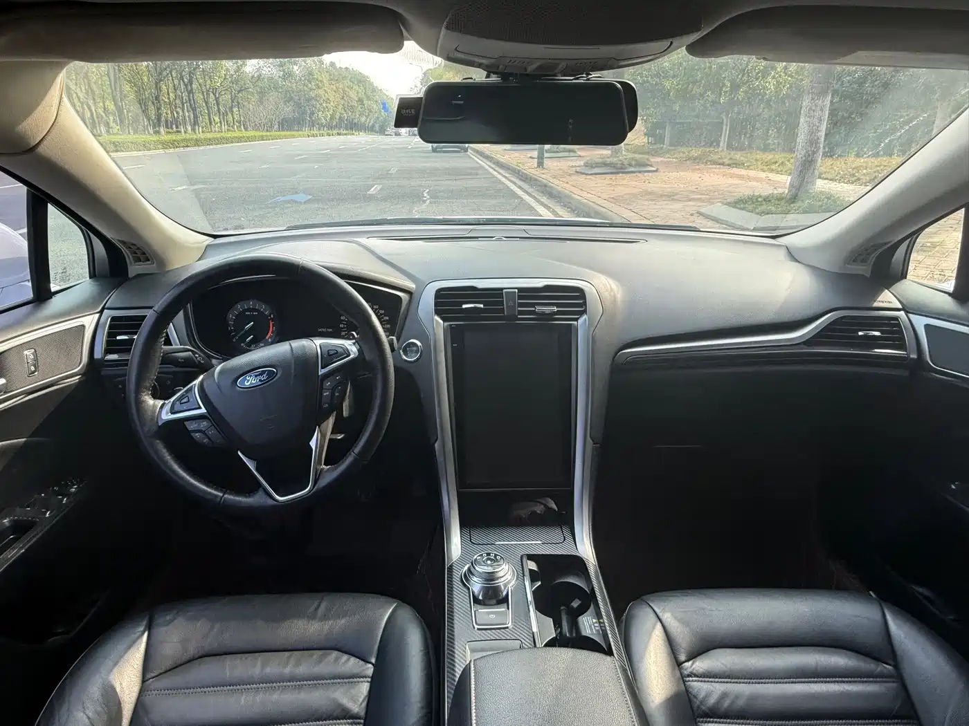 Photo 5 - Ford Mondeo