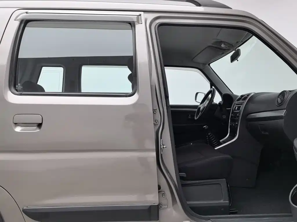 Suzuki Beidouxing X5 2015 2013 Facelift 1.4L Luxury