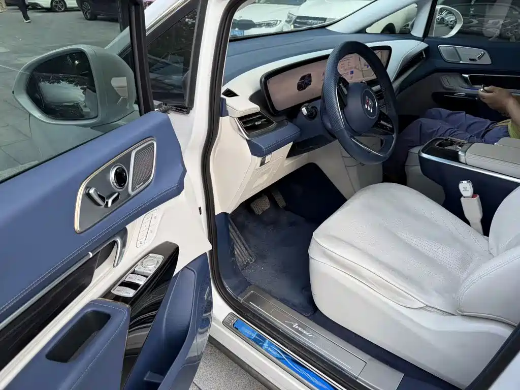 Buick Century 2025 2023 2.0T 6-Seat World Edition