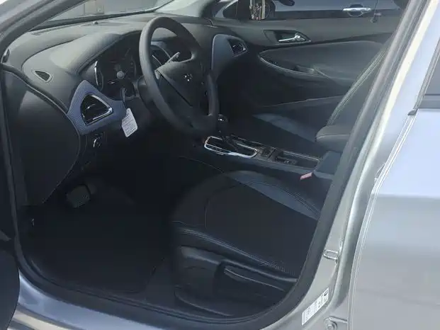 Chevrolet Cruze 2019 2018 Redline 320 Automatic Pioneer Edition