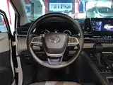 Фото 11 - Toyota Granvia
