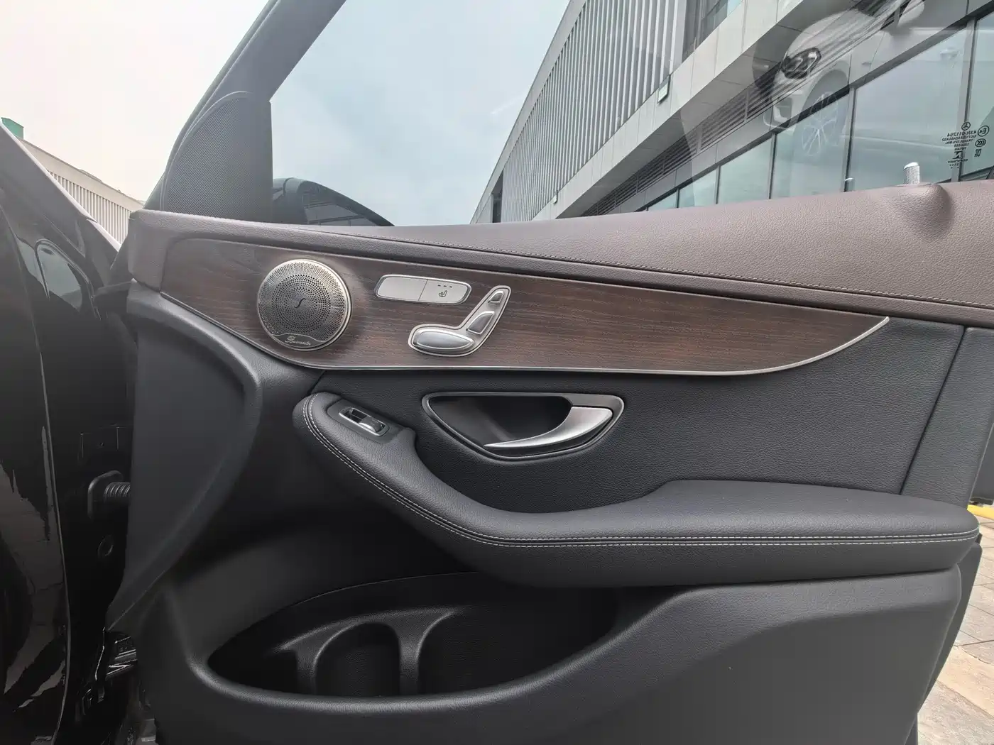 Mercedes-Benz GLC 2020 GLC 260 L 4MATIC Luxury фото 14