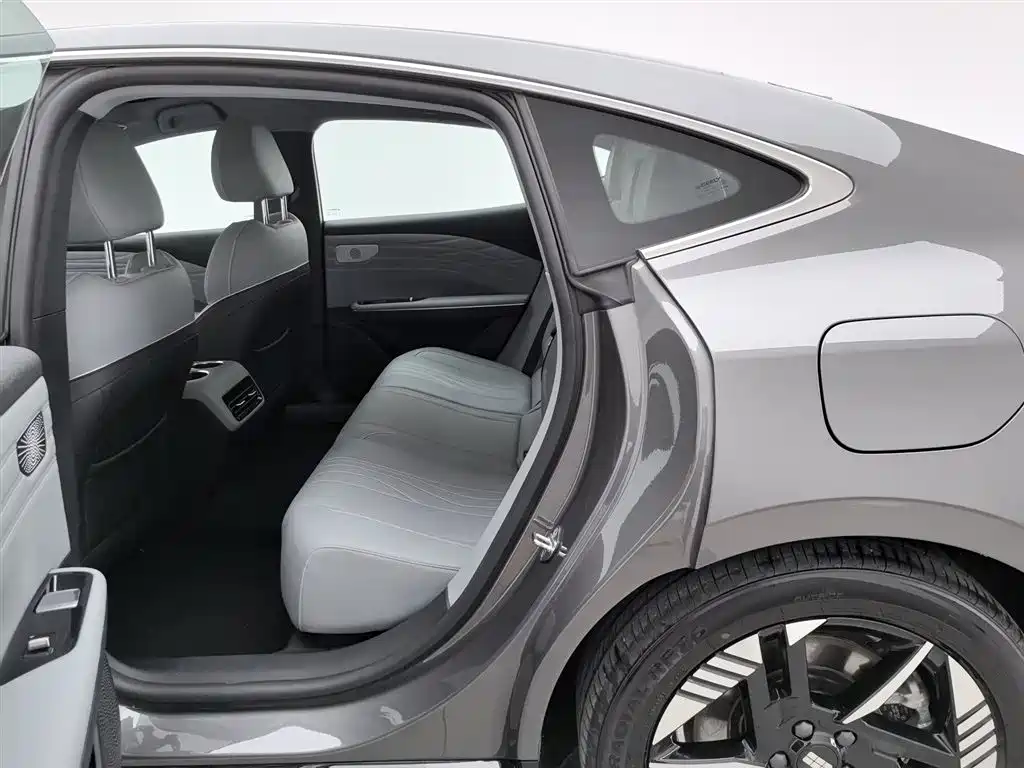 GEELY GALAXY GALAXY E8