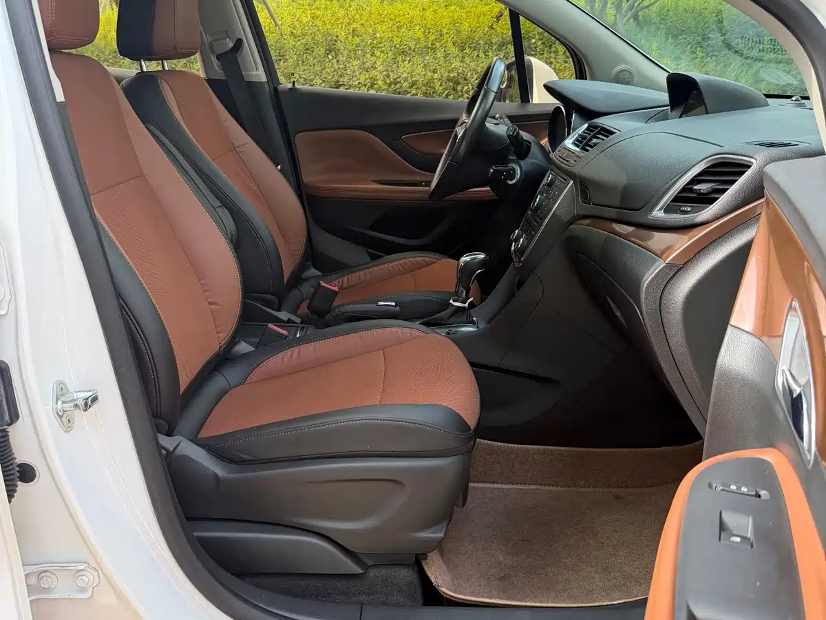 Фото 4 - Buick Encore