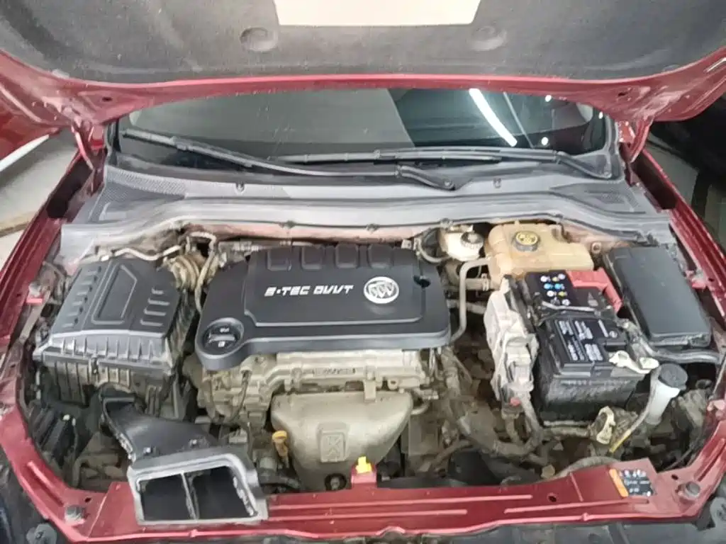 Фото 20 - Buick Excelle