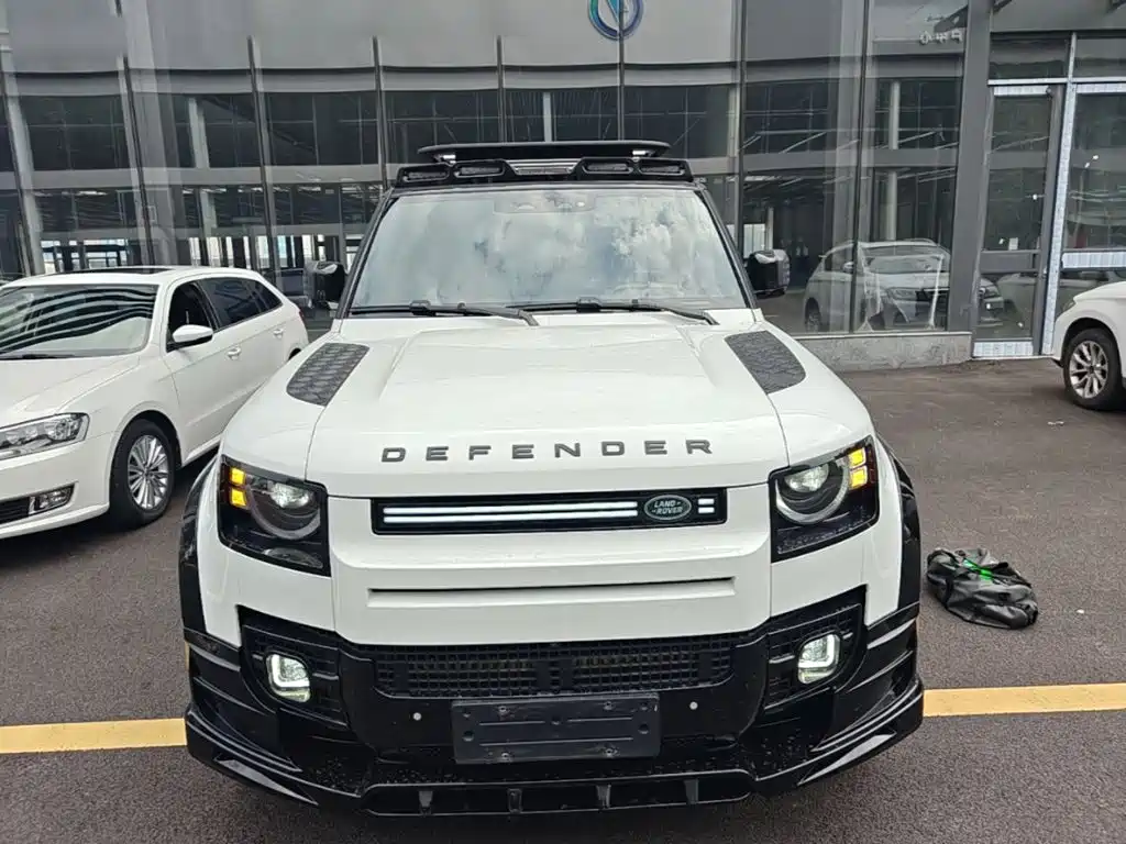Land Rover Defender 2025 2025 110 3.0T P400 Dark Special Edition